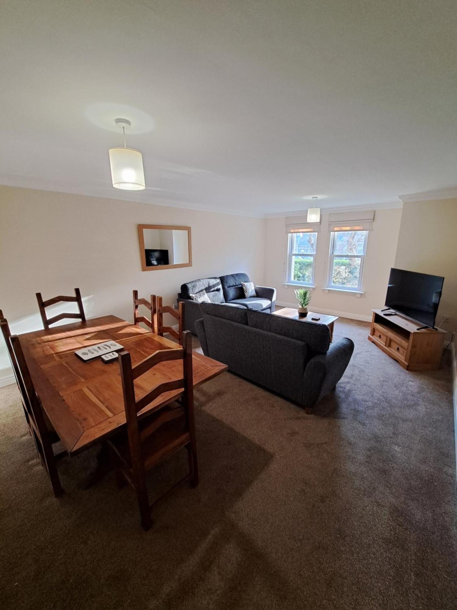 The Elms Apartments Ramsey Isle Of Man Uk Экстерьер фото