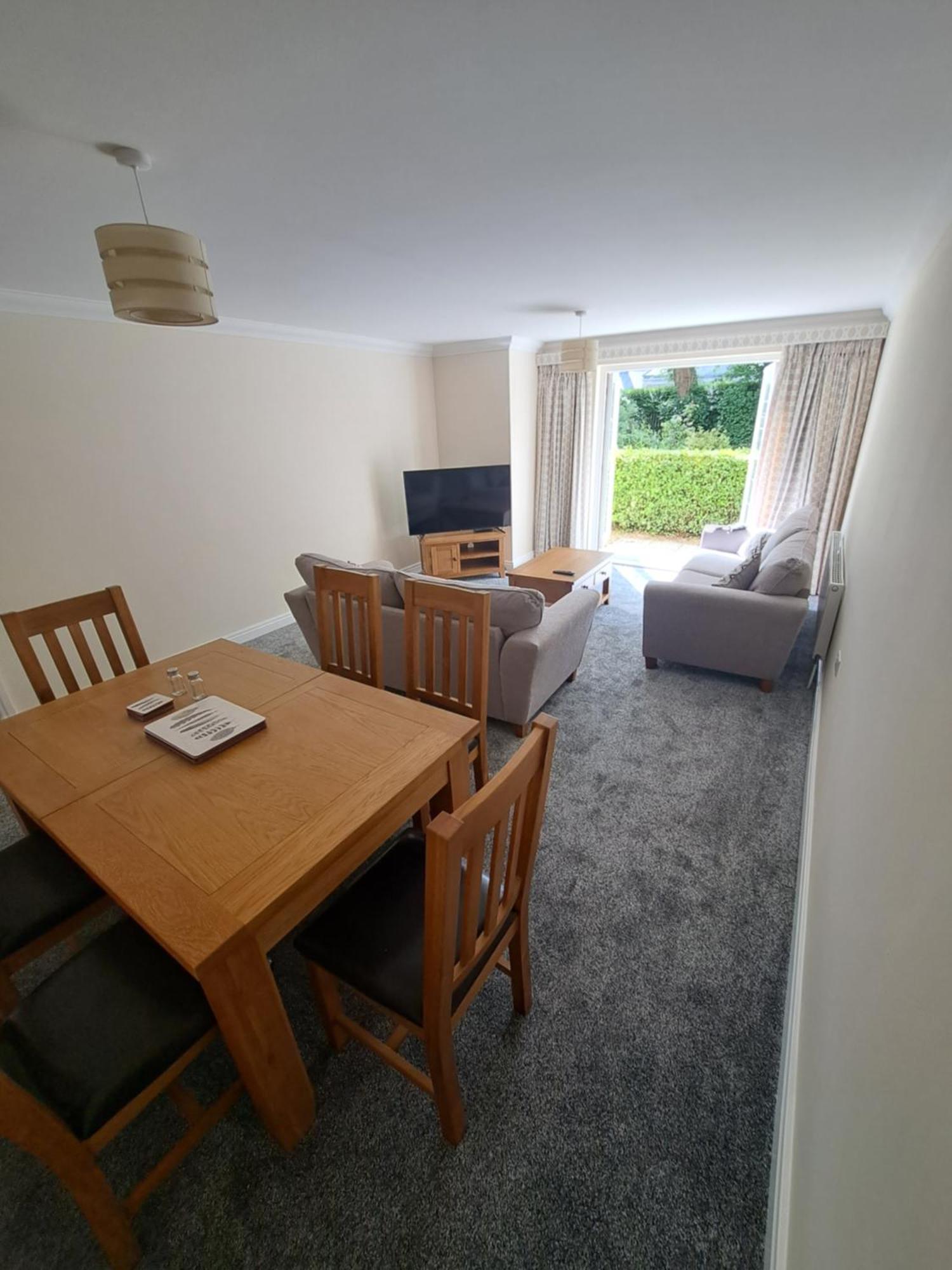 The Elms Apartments Ramsey Isle Of Man Uk Экстерьер фото